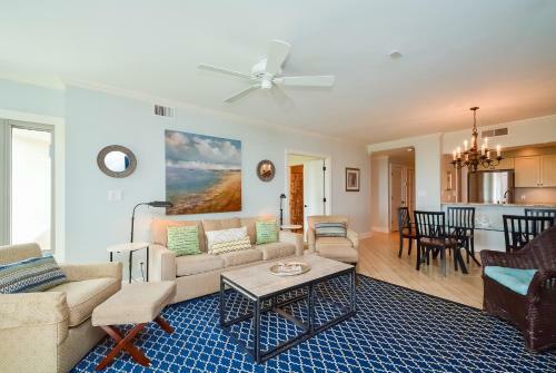 5101 Windswept Villa