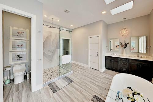 Wild Dunes Estate With Private Pool -steps To Beach Home
