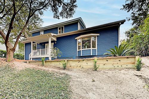 Wild Dunes Estate With Private Pool -steps To Beach Home