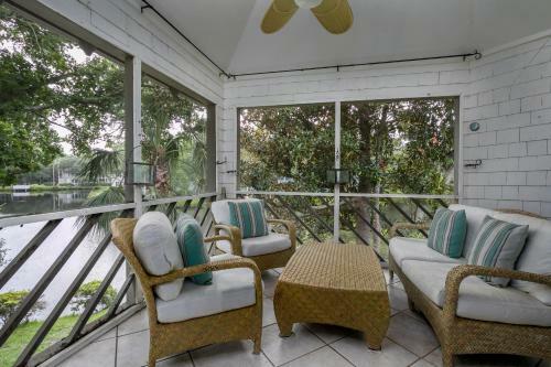 4758 Tennis Club Villa