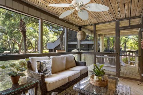 4523 Parkside Villa