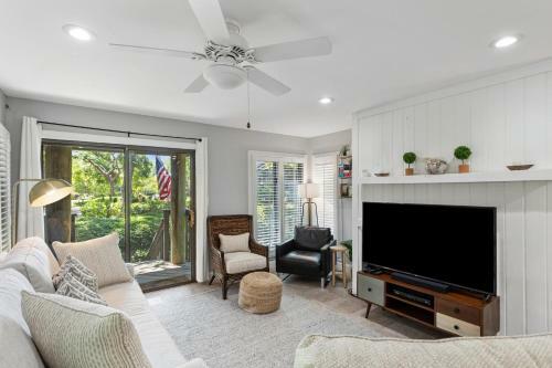 4523 Parkside Villa