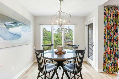 4676 Tennis Club Villa