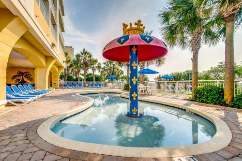 Aparthotel Oceanfront Condo Camelot By The Sea