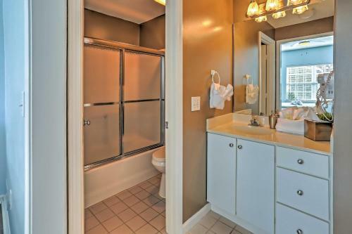 Apartamento Condo On Golf Course With Pool - 10 Mi To Boardwalk!