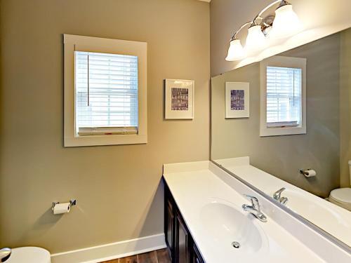 2724 Kashton Dr Home
