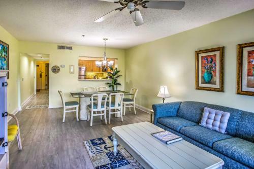 Apartamento Beautiful Lakefront Condo - 5 Min Walk To Beach!
