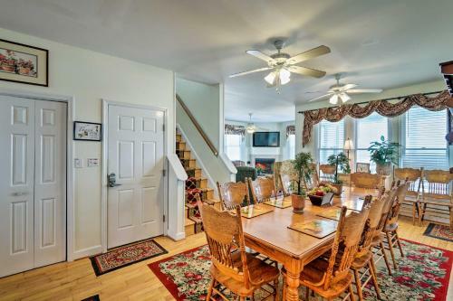 Oceanfront Oasis With Sundeck 12 Mi To Myrtle Beach
