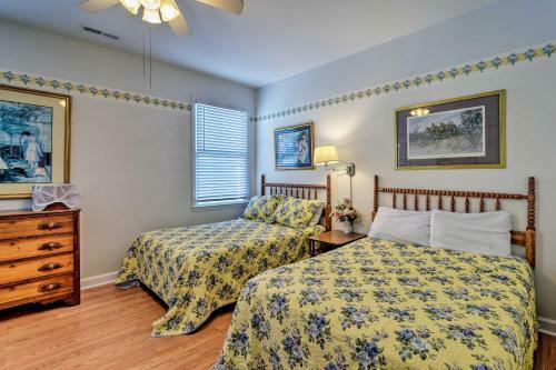 Oceanfront Oasis With Sundeck 12 Mi To Myrtle Beach