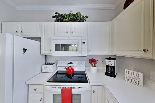 Apartamento Arbor Trace Getaway - Golf Course Views & Pool Condo