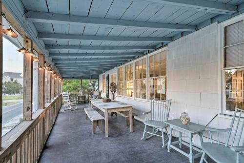 Pawleys Island House With Dock - Steps To Beach!