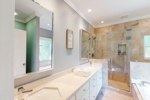 3074 Baywood