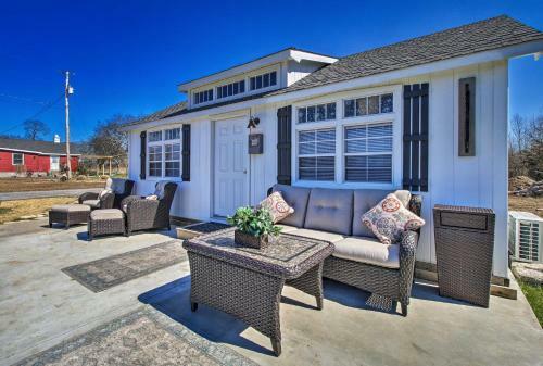 Peaceful Pet-friendly Franklin Cottage On 15 Acres