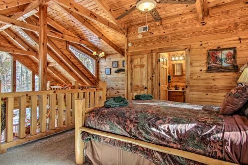 Secluded Smoky Mountain Retreat With Wraparound Deck!