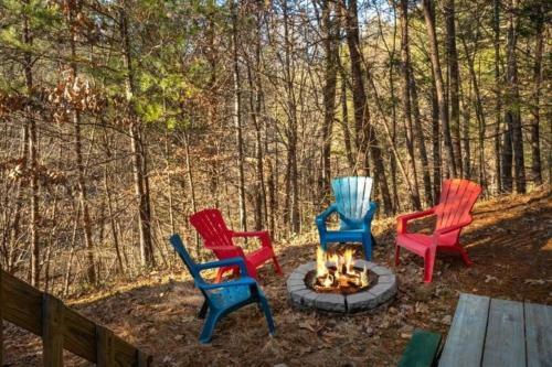 Caribou Pines - 2 Bedrooms, 1 Baths, Sleeps 4 Home
