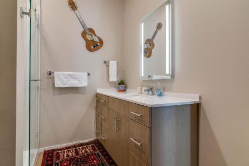 Apartamento Lllume - New Green Community - Poolside End Unit Condo