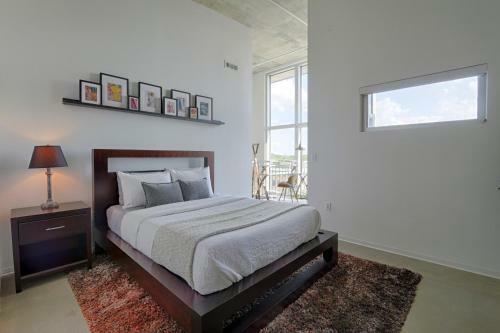 Spectacular Views In Contemporary Two Story Condo