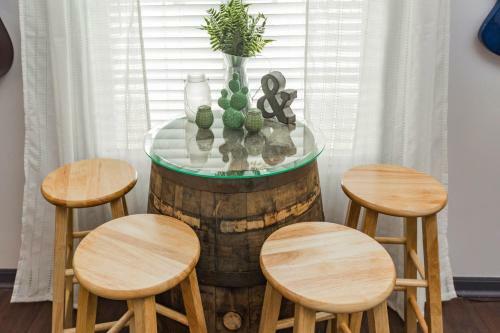 Fun Buena Vista Heights Home Close To Downtown