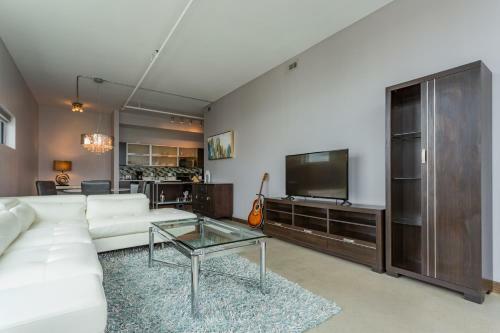 New! Modern And Spacious Nashville Corporate Condo