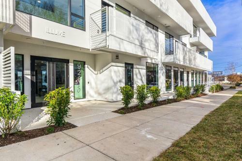 Apartamento Illume - Sleek Guch View Escape - Corner Unit Condo