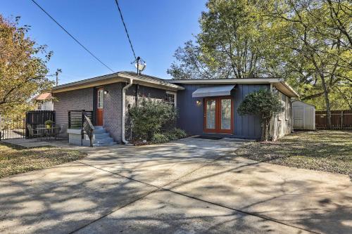 Updated Home With Patio And Yard - Walk To Music Row!