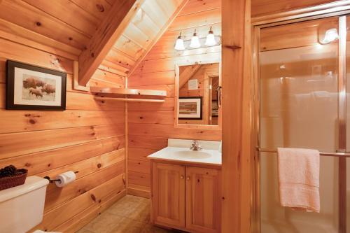 Dancing Bear Lodge