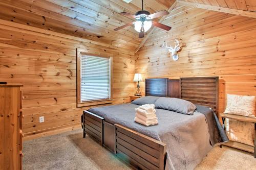 Mountaintop Manor With Hot Tub, Resort Pool Access