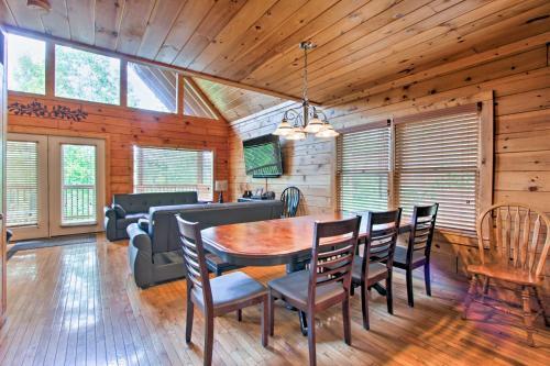 Mountaintop Manor With Hot Tub, Resort Pool Access
