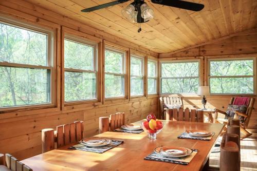 Glori's Retreat
