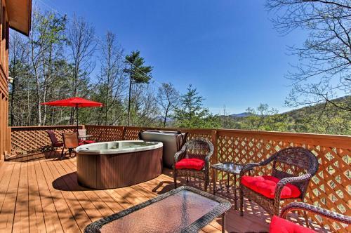 Secluded And Private Smoky Mtn-view Cabin With Fire Pit
