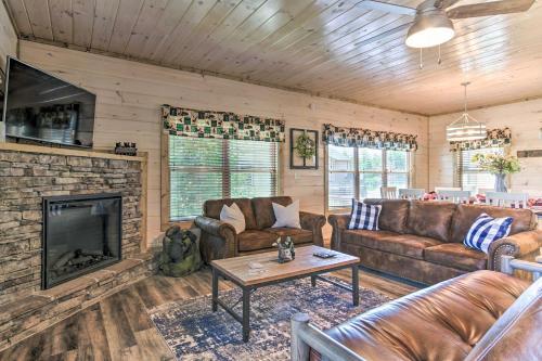 Madison Bear Garden With Hot Tub And Pool Access