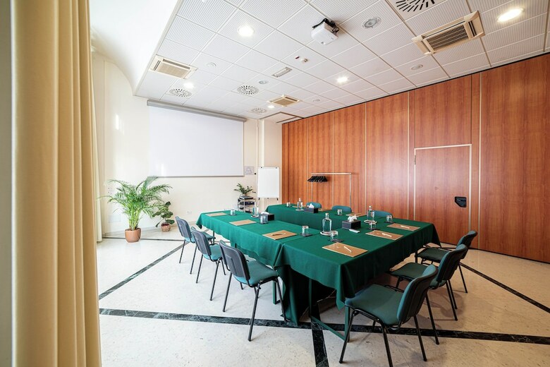Eurogarden Hotel