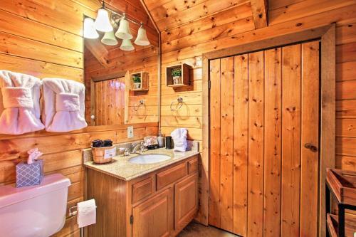 Serene Sevierville Home With Fireplace, Hot Tub, View