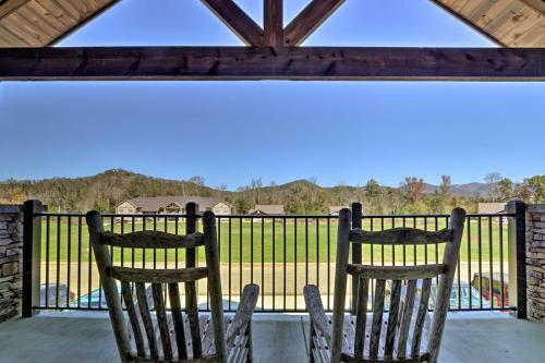 Apartamento Condo With Balcony About 4 Mi To Great Smoky Mtn Np!