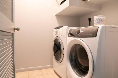 Apartamento Wanderjaunt - Luxe Downtown Austin Apts
