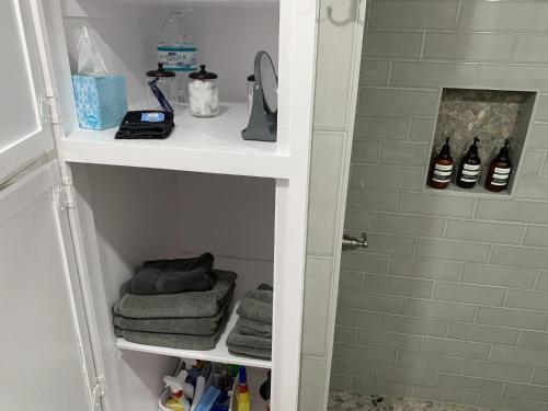 Just Remodeled - Perfect For Work From Home Or Stay-cations