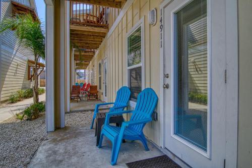 Village Beach 14911
