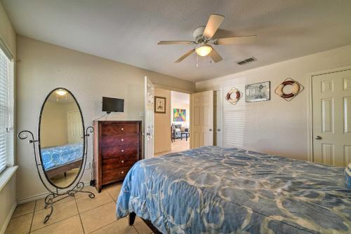 Apartamento Canalfront Condo With Dock Less Than 2 Mi To The Beach!