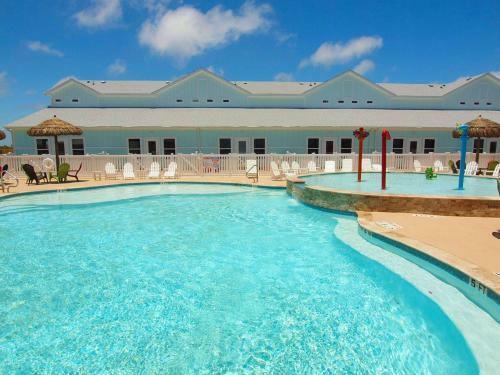 Nemo Cay Resort D146k Poolside By Padre Escapes