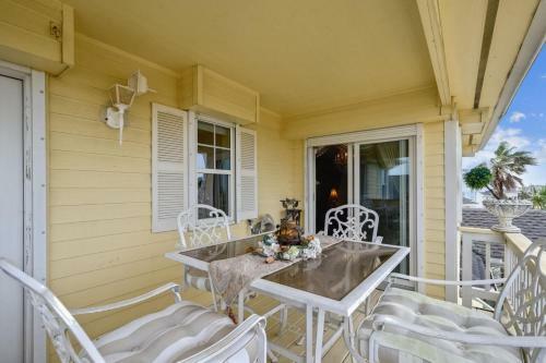 Sunbather Manor By Ryson Vacation Rentals