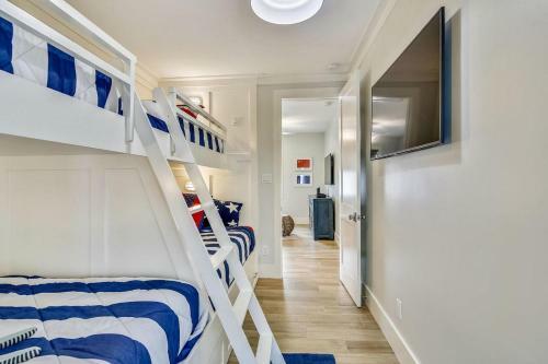 The Conch Castle By Ryson Vacation Rentals