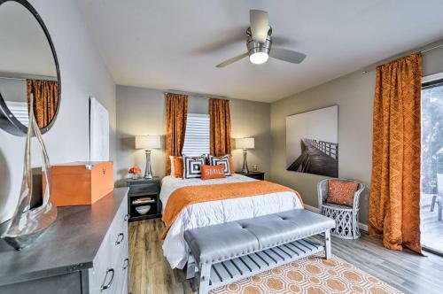 Bright N Breezy Waterfront Lake Granbury Getaway!