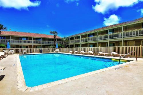 Apartamento Courtyard #220 Condo