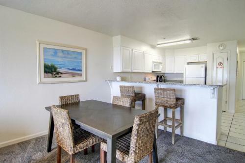 Apartamento Grand Caribbean 3008 Condo