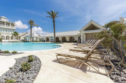 Golf-view Palmilla Beach With Private Garage & Pool Home
