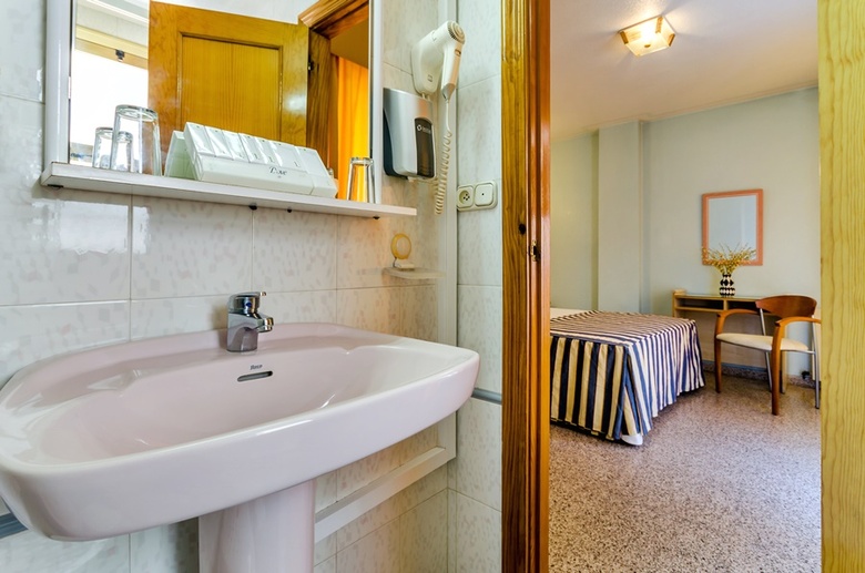 Hotel Mediterr�neo