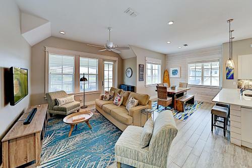 All-suite End Unit - Steps To Palmilla Beach Pool Townhouse