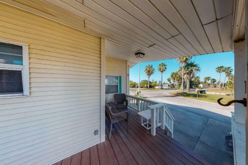 Long Island Village Unit 819 Oyster Island Breeze