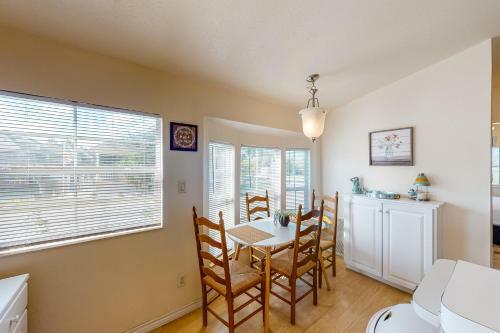 Long Island Village Unit 819 Oyster Island Breeze