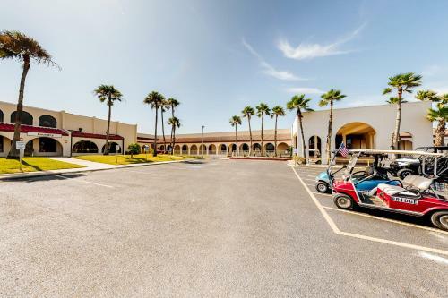 Long Island Village Unit 819 Oyster Island Breeze